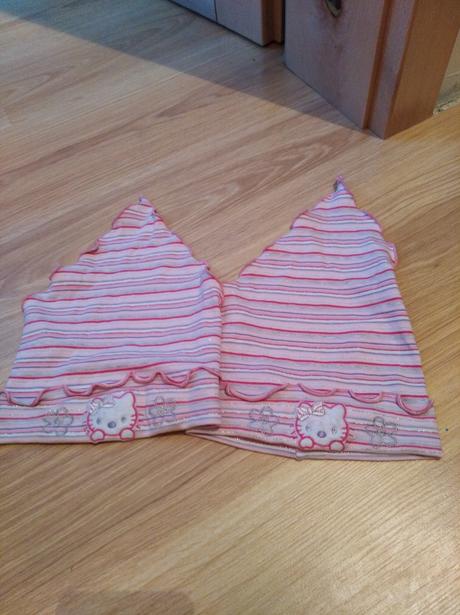 2 pokrývky hlavy na leto hello kitty, 116