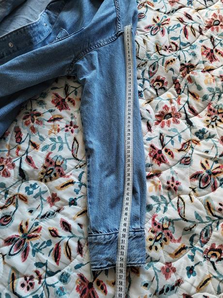 Svetlomodrá rifľová bunda, s