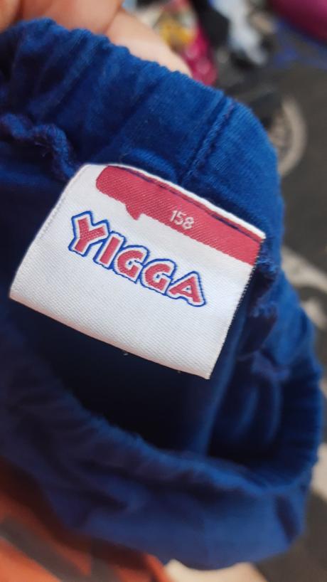 Dievčenská sukňa, 158