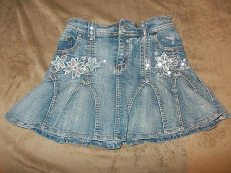 Riflová sukňa, 128