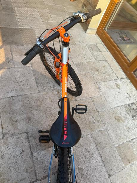 Bicykel cube, dema,24