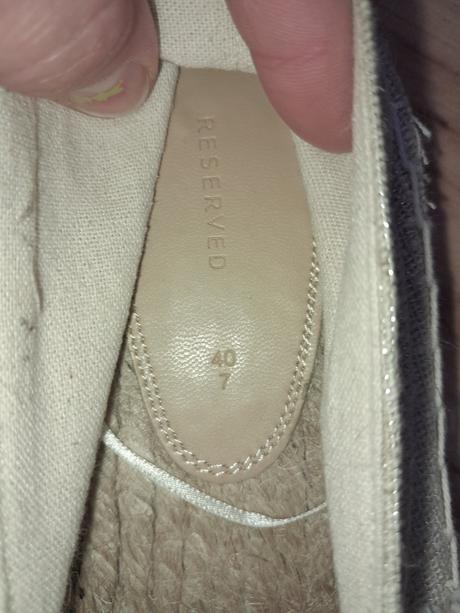 Plátenky, reserved,40