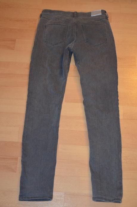 Nohavice / rifle jemne elasticke super stav 158, h&m,158