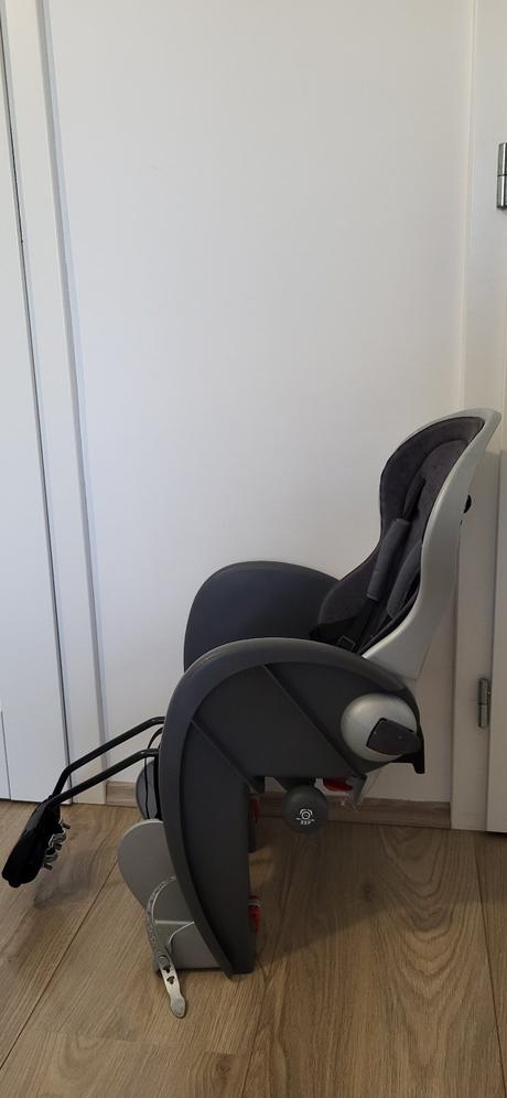 Cyklosedačka polisport wallaby,