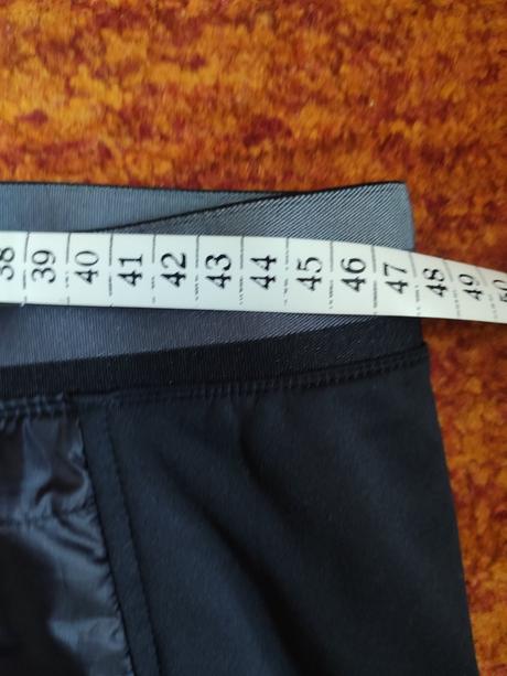 Športová zimná sukňa veľ.42, 42