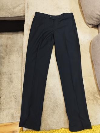 Predám oblekové nohavice tmavomodrej farby 46/176, 176