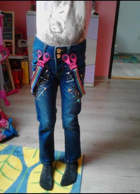 Dievčenské rifle m, 110