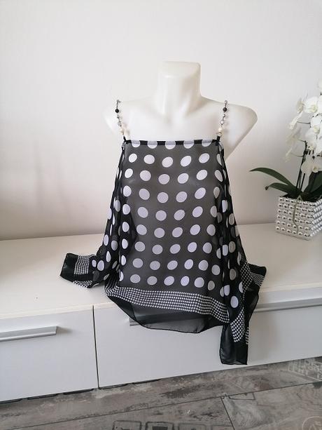 Bodkovaný topík, m