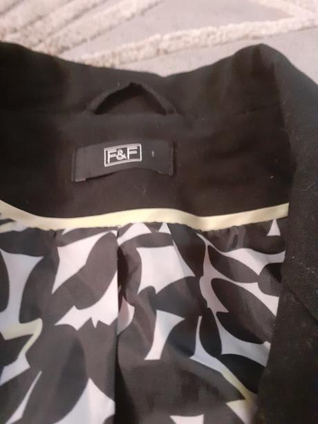 Dámsky kostým, f&f,42