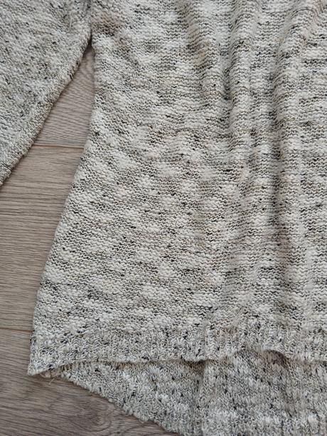 Sveter, clockhouse,m