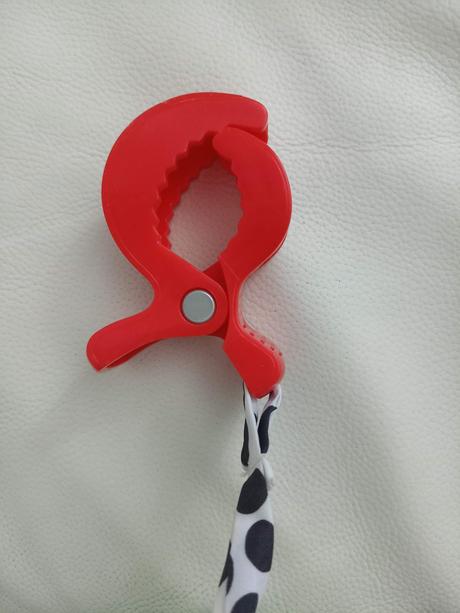 Hračka na zavesenie,