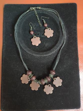 Náhrdelník a náušnice suprava,