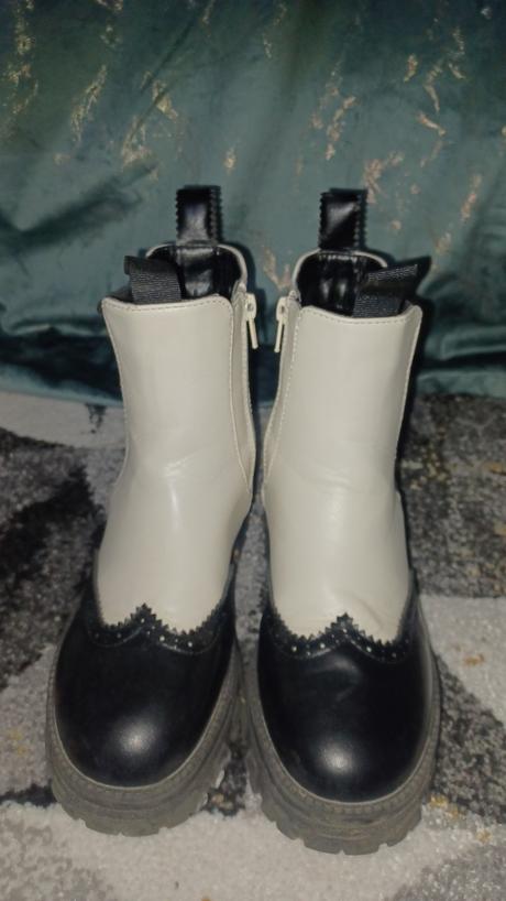 Čižmičky, reserved,34