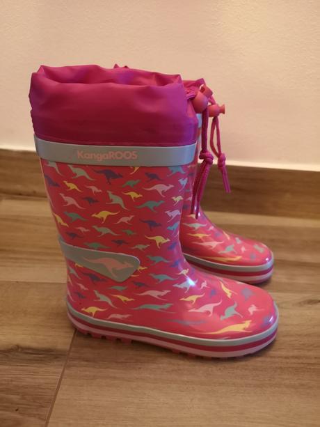 Gumáky, kangaroos,31