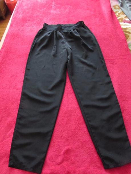 Letný  elegantný kostým, 38