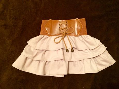 Šnurovacia sukňa, 92