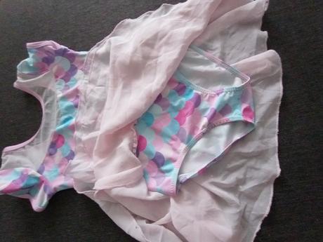 Balet kostým dres 120, 122