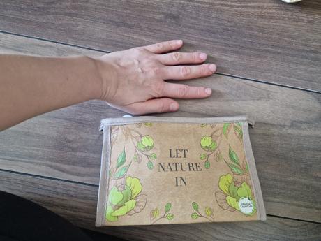 2x kozmeticka tasticka, 