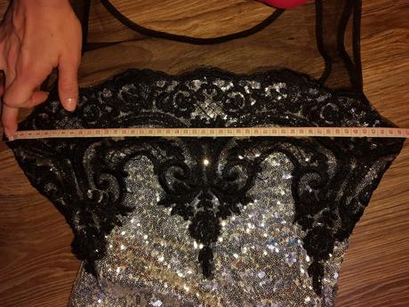 Spoločenské flitrované šaty s, s