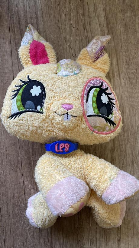 Littlest pet shop lps, 