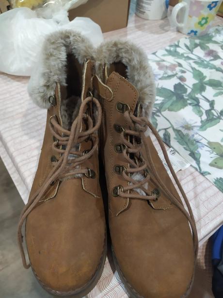 Prechodné topanky, baťa,37