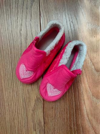 Darujem papučky, 24