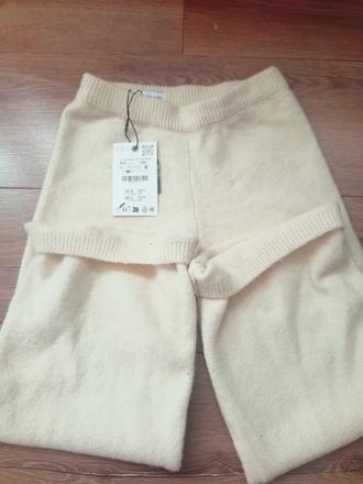 Hrubšie vlnene nohavice veľkosť 130, zara,134