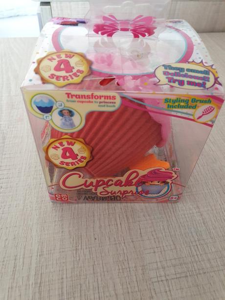Babika cupcake surprise, 