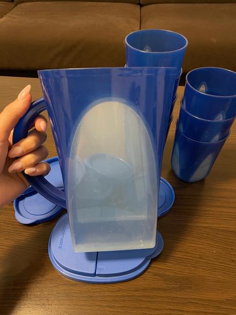 Tupperware sada pohárov a dzbanu, 