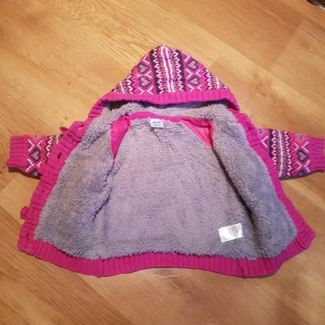 Zatepleny svetrik, dirkje,74