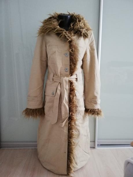 Béžový zimný kabát s odopínateľnou zimnou vložkou, l