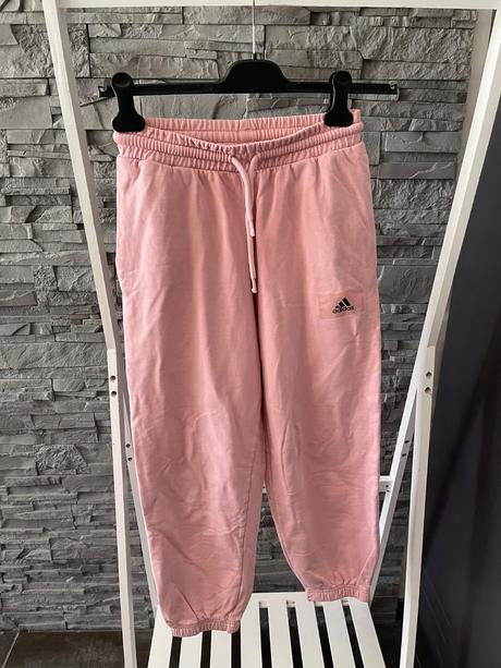 Adidas v.s male m, adidas,s