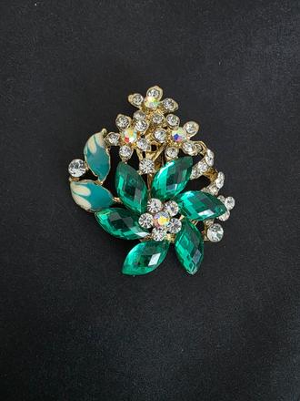 Brošňa tyrkysový kvet,