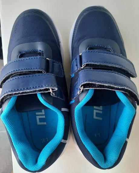 Tenisky, authority,31