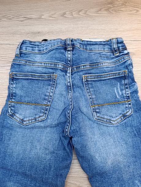 Chlapčenské rifle, zara,116