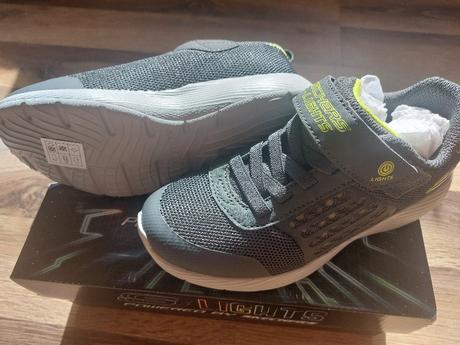 Skechers tenisky blikajúce č 31, skechers,31