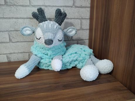 Pyzamozrut jelencek, 