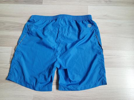 Športové kraťasy, 164