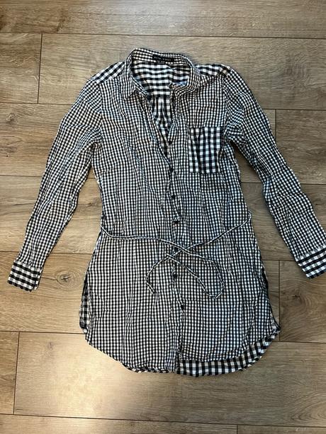 Predĺžená košeľa, gate,38