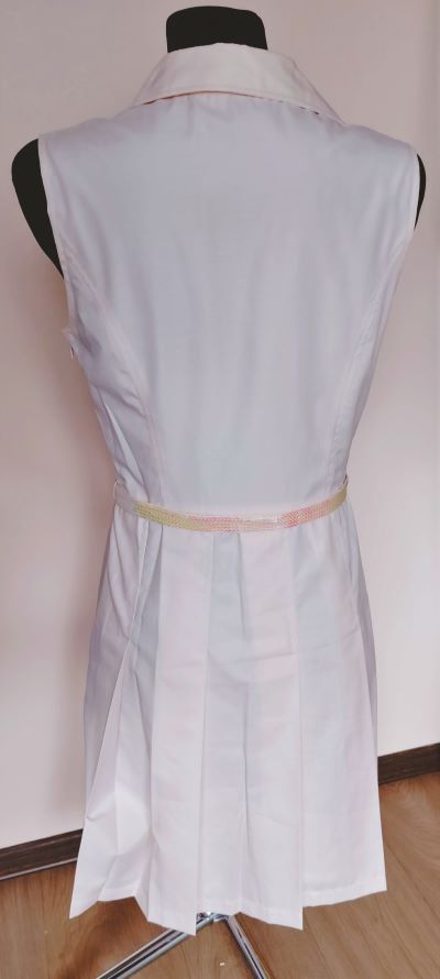 Nové marhuľkové šaty, 38