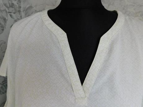 Pekna letna lahučka bluzka,, 52