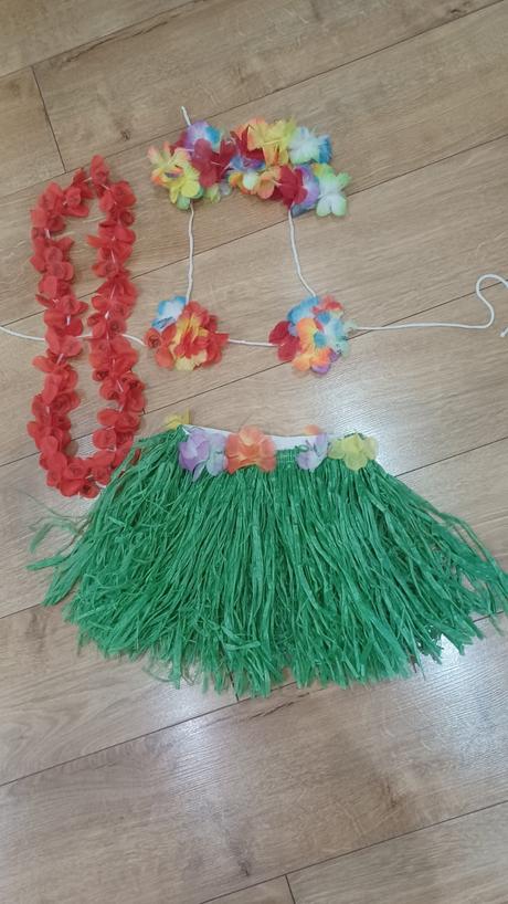 Karnevalova maska hawai tanecnica, 