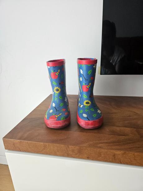 Gumaky dievcenske, 27