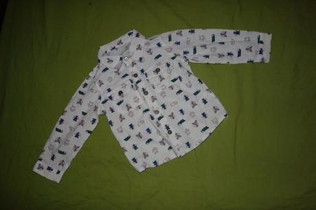 Kompletik nohavic, kosielky a vesticky tu, tu,80