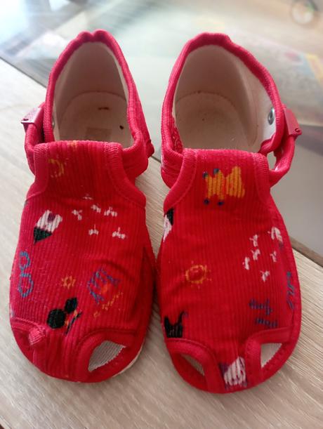 Papučky v 25/ 26 vd 16 cm, 25