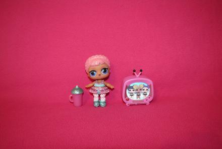 Lol bábika ice sk8ter, 