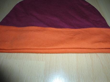 Tenka bordovo-oranzova ciapka, 110