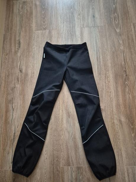 Softshelové nohavice, 146