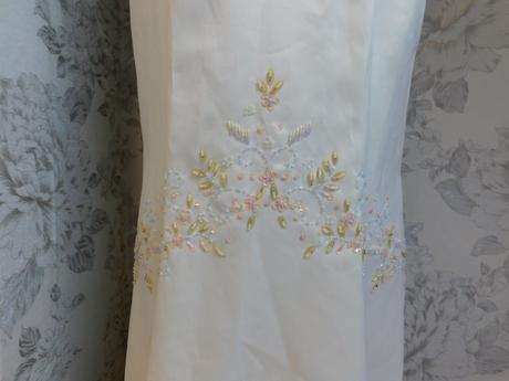 Luxusne slavnostne saty, 34