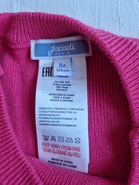 Velmi pekne teple saty jacardi, jacadi,128